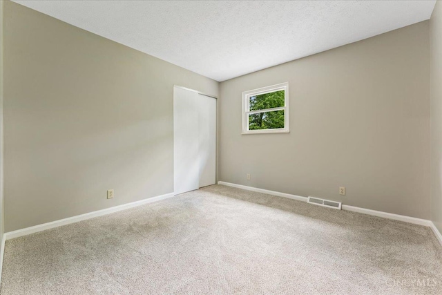 2535 Crane Schoolhouse Rd, Tate Twp, OH 45106 - empty room featuring carpet and baseboards