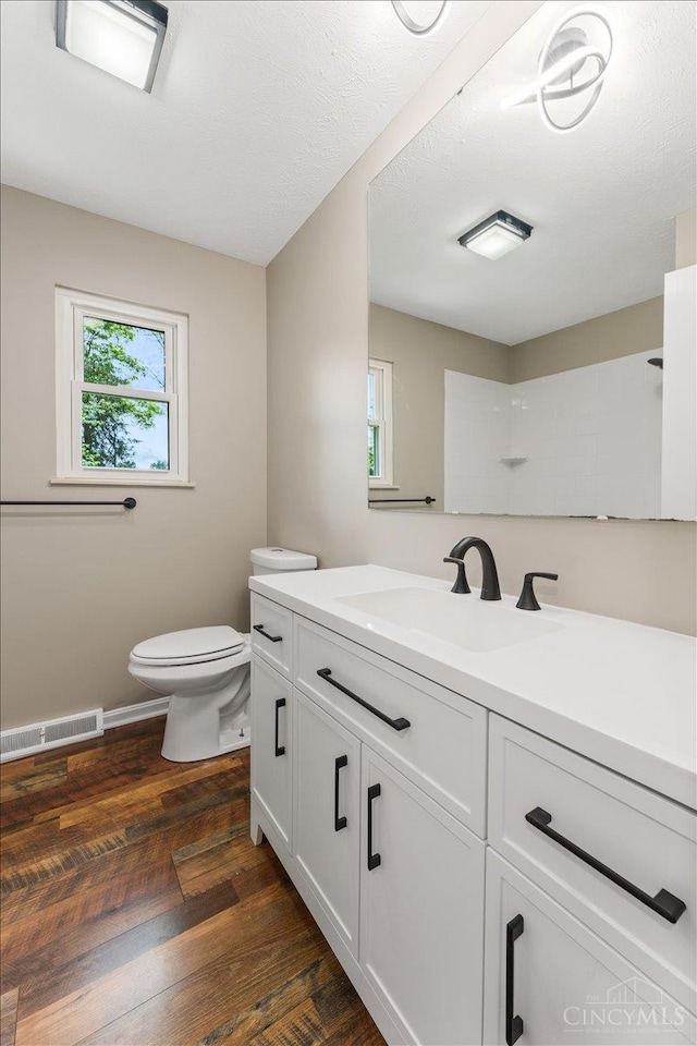 2535 Crane Schoolhouse Rd, Tate Twp, OH 45106 - bathroom with vanity and wood finished floors