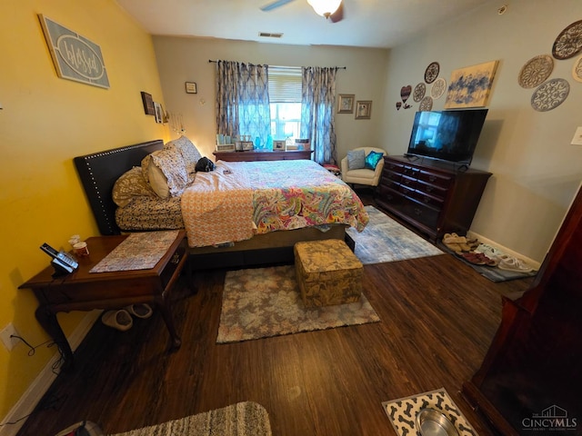 311 Miami Trce Unit 5, Harrison, OH 45030 - bedroom featuring wood finished floors and baseboards