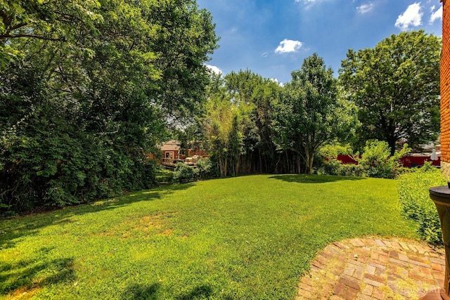 3324 Moonridge Dr, Green Twp, OH 45248 - view of grassy yard