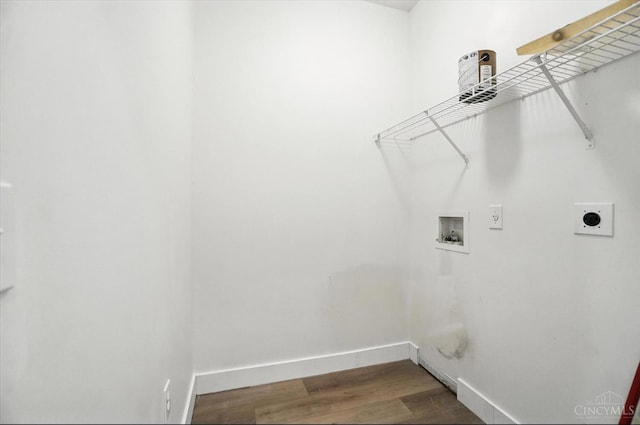 2380 Oaktree Pl, Cincinnati, OH 45238 - washroom with electric dryer hookup, hookup for a washing machine, and wood finished floors