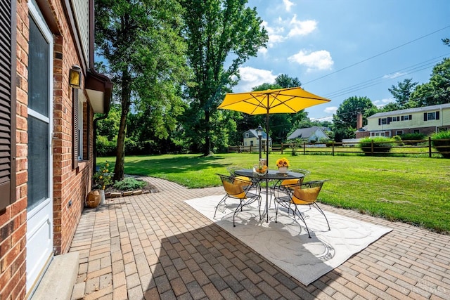 2724 Bentley Ct, Anderson Twp, OH 45244 - view of patio featuring outdoor dining space