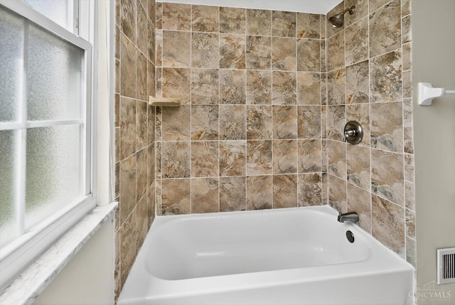 2724 Bentley Ct, Anderson Twp, OH 45244 - bathroom with healthy amount of natural light and bathing tub / shower combination