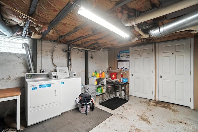 3254 Berwyn Pl, Cincinnati, OH 45209 - unfinished basement featuring independent washer and dryer