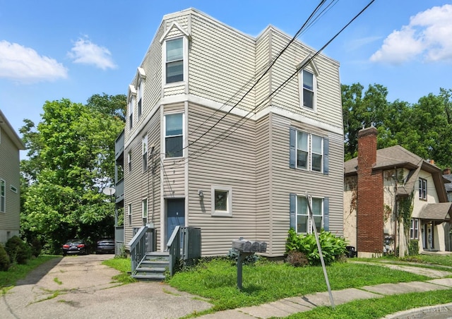 3254 Berwyn Pl, Cincinnati, OH 45209 - view of home's exterior