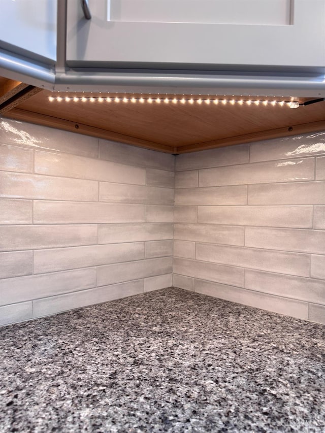 7102 Lookout Ct, Liberty Twp, OH 45011 - detailed view of dark stone countertops