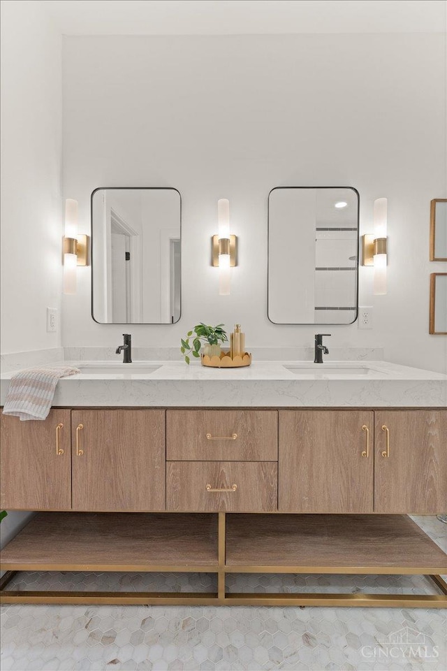 963 Windsor St, Cincinnati, OH 45206 - bathroom with double vanity