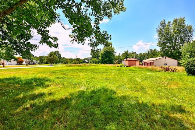 17403 Bloomrose Rd, Sterling Twp, OH 45176 - view of yard with an outdoor structure