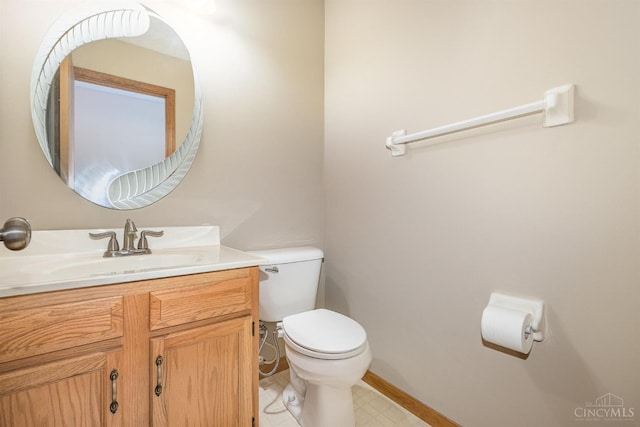 6409 Stapleton Ct, Fairfield Twp, OH 45011 - half bath featuring toilet and vanity
