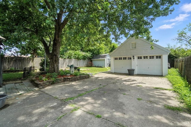 3760 Feldkamp Ave, Green Twp, OH 45211 - view of detached garage