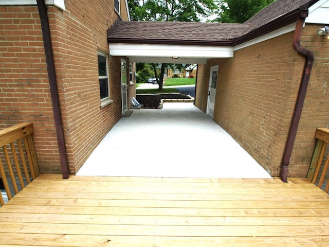 3527 Reemelin Rd, Green Twp, OH 45211 - view of wooden terrace