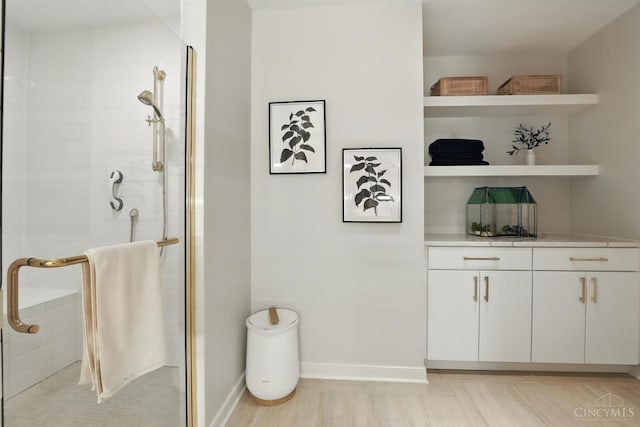 1201 Edgecliff Pl Unit 1083, Cincinnati, OH 45206 - bathroom with a shower stall