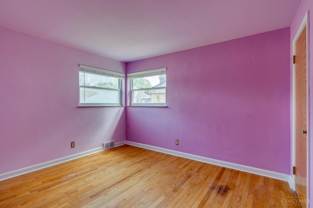 6537 Craigland Ct, Cincinnati, OH 45230 - unfurnished room with baseboards and light wood finished floors