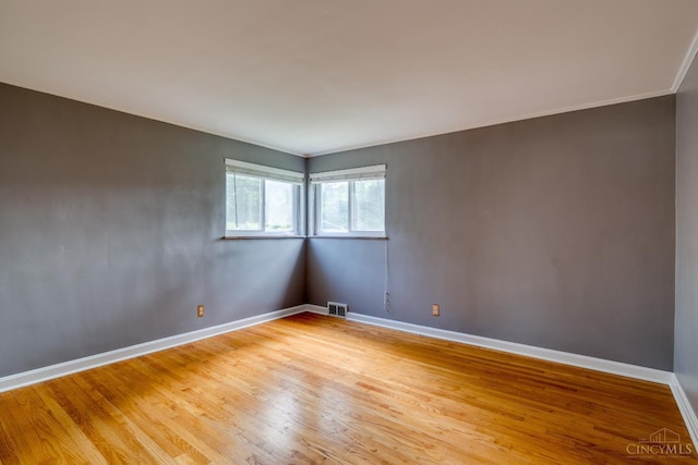 6537 Craigland Ct, Cincinnati, OH 45230 - unfurnished room featuring light wood-style floors and ornamental molding