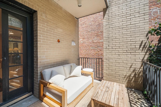 1236 Louden St, Cincinnati, OH 45202 - view of balcony