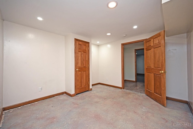 8424 Oak Grove Rd, Georgetown, OH 45121 - below grade area with recessed lighting