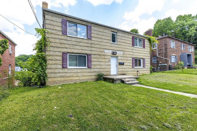 146 Glenridge Pl, Cincinnati, OH 45217 - view of front of property with a chimney