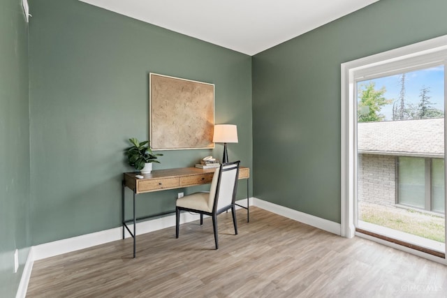 4150 Paddock Rd, Cincinnati, OH 45229 - office featuring wood finished floors and baseboards