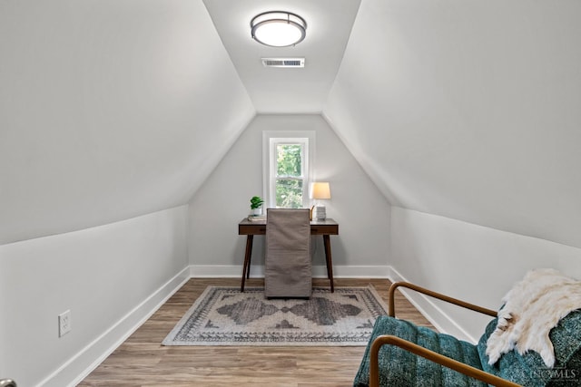 4150 Paddock Rd, Cincinnati, OH 45229 - office area featuring wood finished floors and lofted ceiling