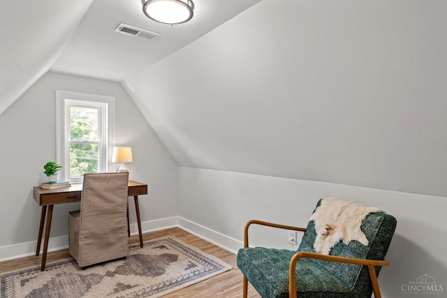 4150 Paddock Rd, Cincinnati, OH 45229 - home office featuring wood finished floors and lofted ceiling