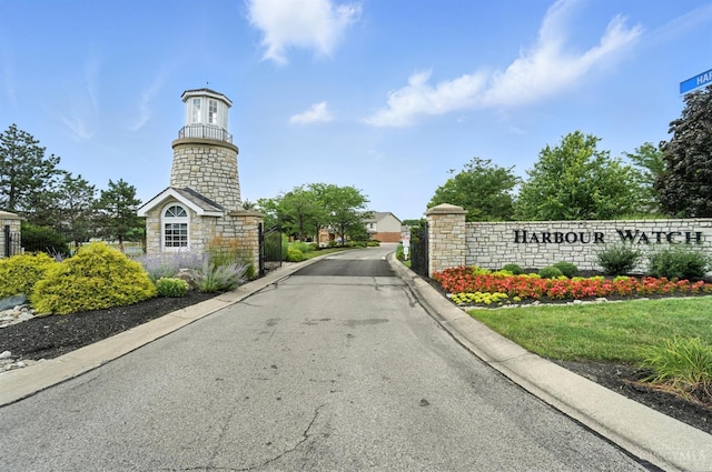 5433 Harbourwatch Unit 104, Deerfield Twp, OH 45040 - view of asphalt street with curbs