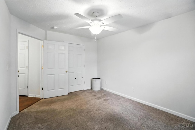 5433 Harbourwatch Unit 104, Deerfield Twp, OH 45040 - unfurnished bedroom featuring carpet, ceiling fan, and a textured ceiling