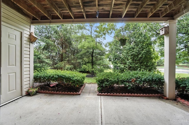 5433 Harbourwatch Unit 104, Deerfield Twp, OH 45040 - view of patio featuring view of scattered trees