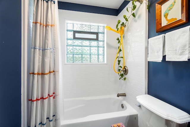 1146 Wilshire Ave, Anderson Twp, OH 45230 - full bath with shower / bath combo