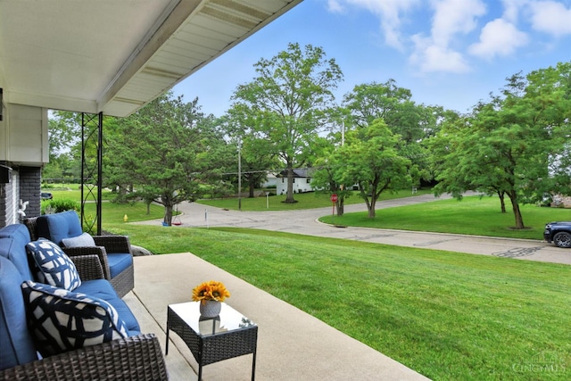 8497 Highton Ct, Sycamore Twp, OH 45236 - photo 3