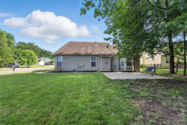 1287 Mcguffey Ln, Union Twp, OH 45103 - back of property with a patio
