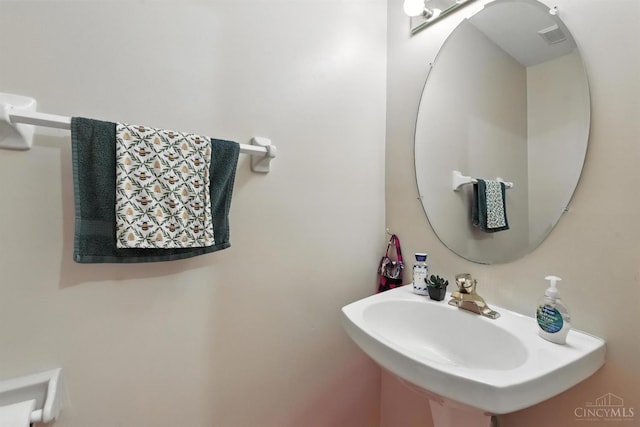 1287 Mcguffey Ln, Union Twp, OH 45103 - bathroom featuring a sink