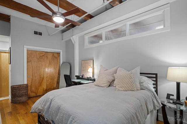 26 E Sixth St Unit 403, Cincinnati, OH 45202 - bedroom with wood finished floors and beamed ceiling