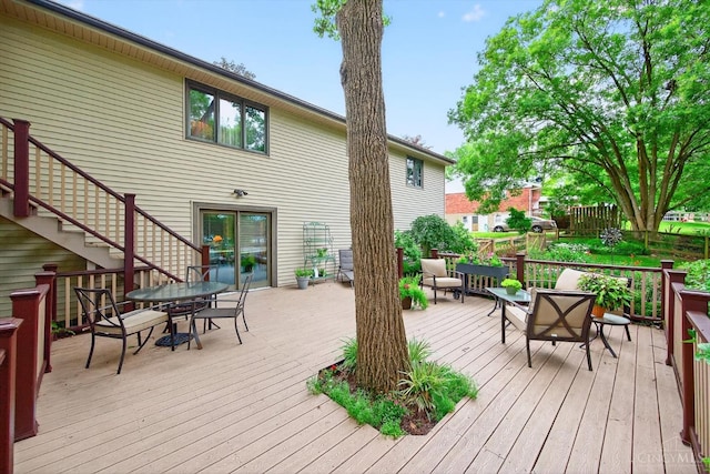 5613 Williamsburg Way, Fairfield, OH 45014 - deck featuring outdoor dining area