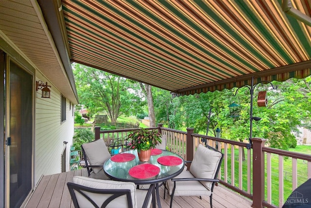 5613 Williamsburg Way, Fairfield, OH 45014 - deck with outdoor dining area