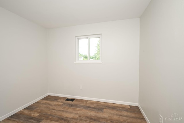 3918 Michael Dr, Union Twp, OH 45255 - unfurnished room with dark wood-style floors and baseboards