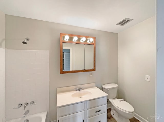 3198 Sunnyhollow Ln, Green Twp, OH 45239 - bathroom with vanity and  shower combination
