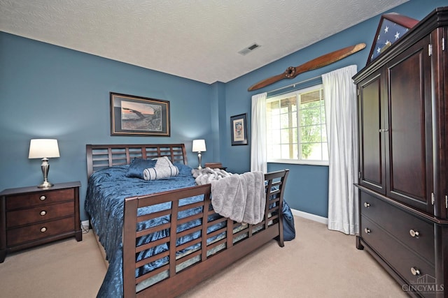 4154 Fieldsedge Dr, Mason, OH 45040 - bedroom featuring light carpet and a textured ceiling