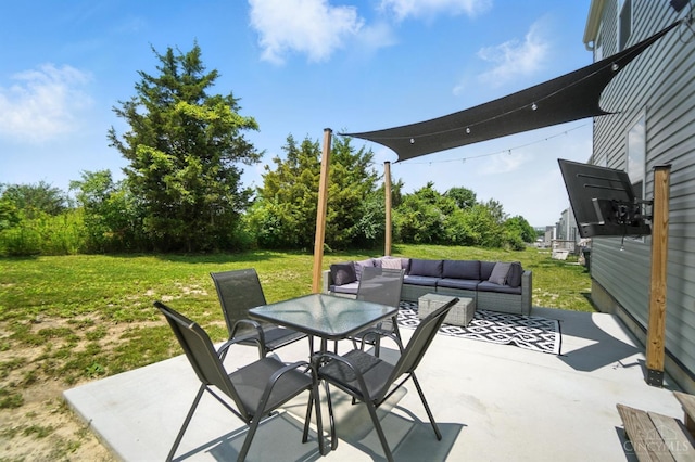 2821 Pine Leaf Ct, Hamilton, OH 45013 - view of patio with an outdoor hangout area