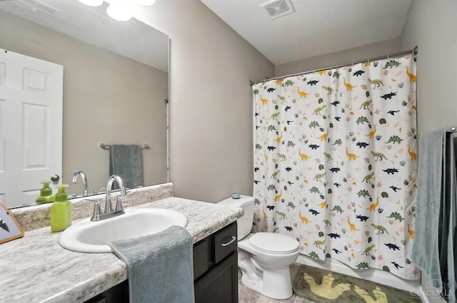 2821 Pine Leaf Ct, Hamilton, OH 45013 - bathroom featuring vanity and a shower with curtain