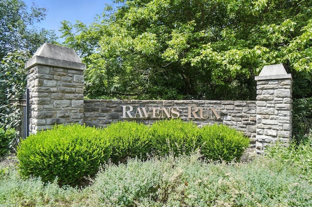 7070 Ravens Run, Anderson Twp, OH 45244 - view of community / neighborhood sign