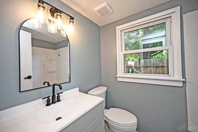 26 Boltin St, Dayton, OH 45403 - bathroom with toilet and vanity
