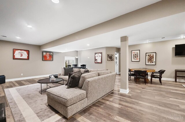 7574 Copper Creek Ln, Colerain Twp, OH 45247 - living area featuring light wood finished floors and recessed lighting
