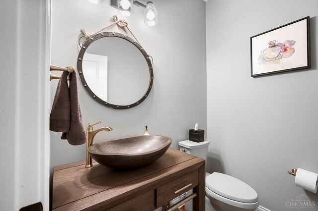 7574 Copper Creek Ln, Colerain Twp, OH 45247 - half bath featuring toilet and vanity