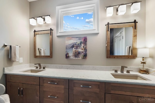 7574 Copper Creek Ln, Colerain Twp, OH 45247 - full bath with double vanity