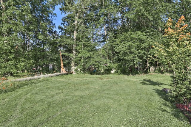 1851 Parker Rd, Goshen Twp, OH 45150 - view of grassy yard
