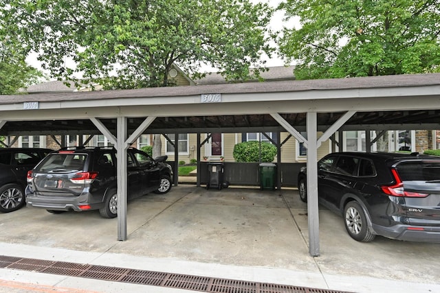 3016 Stratford Ct Unit 115, Cincinnati, OH 45140 - view of covered parking lot