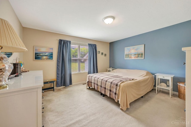 3435 Kleeman Lake Ct, Cincinnati, OH 45211 - bedroom with light carpet