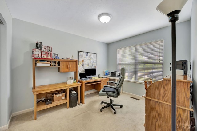 3435 Kleeman Lake Ct, Cincinnati, OH 45211 - carpeted office with baseboards