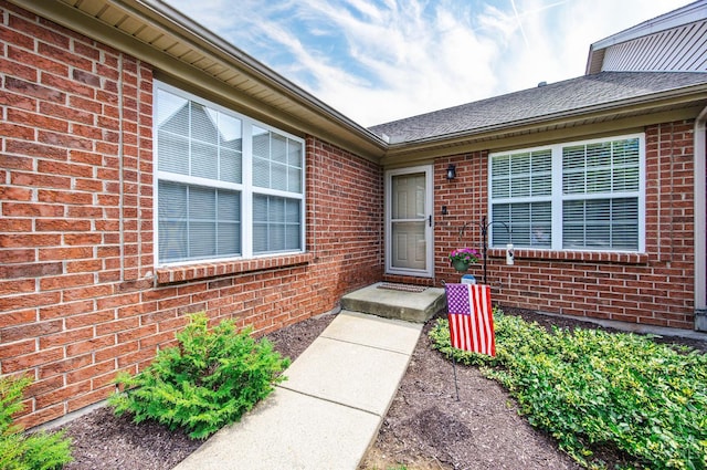 3435 Kleeman Lake Ct, Cincinnati, OH 45211 - view of exterior entry featuring brick siding