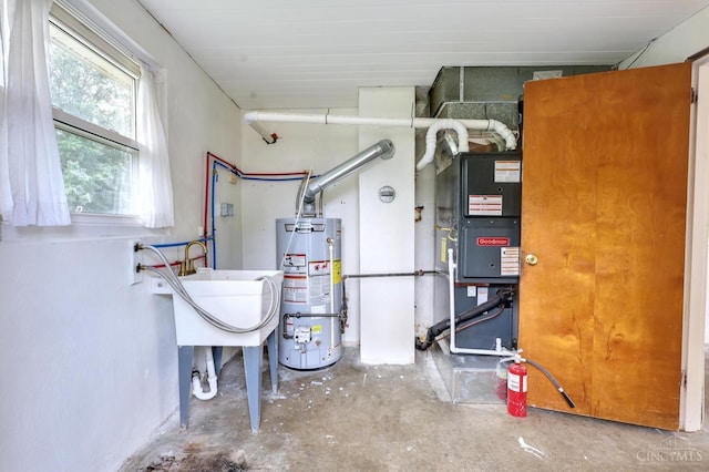 906 Shayler Rd, Union Twp, OH 45245 - utilities featuring water heater